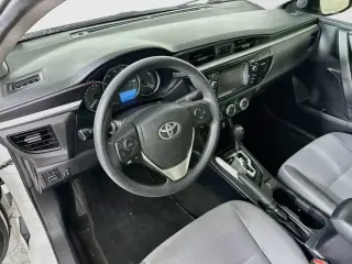 Toyota Corolla 2016 L 4dr Sedan 6M