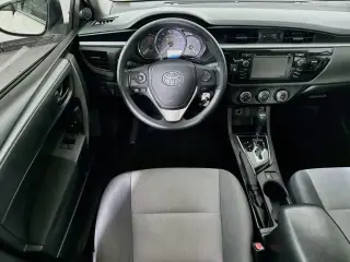 Toyota Corolla 2016 L 4dr Sedan 6M