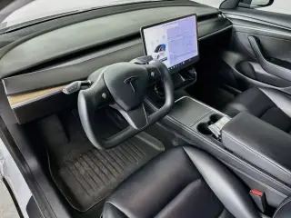 Tesla Model 3 2021 Standard Range Plus 4dr Sedan