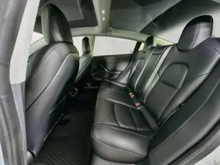 Tesla Model 3 2022 AWD Long Range 4dr Sedan