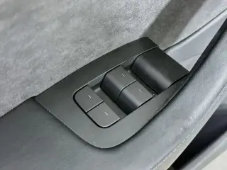 Tesla Model 3 2022 AWD Long Range 4dr Sedan