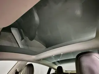 Tesla Model 3 2022 AWD Long Range 4dr Sedan
