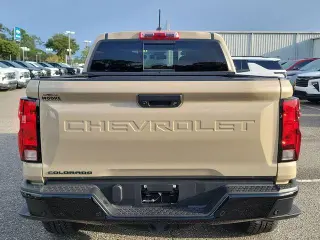 Chevrolet Colorado 2024 4x4 Trail Boss 4dr Crew Cab 5 ft. SB