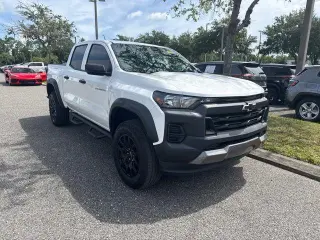 Chevrolet Colorado 2023 4x4 Trail Boss 4dr Crew Cab 5 ft. SB