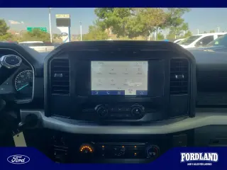 Ford F-150 2022 4x4 XL 4dr SuperCrew 5.5 ft. SB