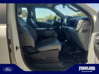 Ford F-150 2022 4x4 XL 4dr SuperCrew 5.5 ft. SB