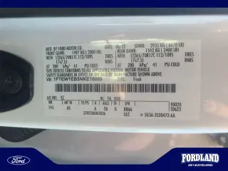 Ford F-150 2022 4x4 XL 4dr SuperCrew 5.5 ft. SB