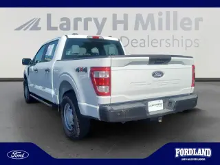 Ford F-150 2022 4x4 XL 4dr SuperCrew 5.5 ft. SB