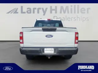 Ford F-150 2022 4x4 XL 4dr SuperCrew 5.5 ft. SB