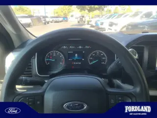 Ford F-150 2022 4x4 XL 4dr SuperCrew 5.5 ft. SB