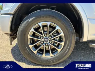 Ford F-150 2018 4x4 XLT 4dr SuperCrew 5.5 ft. SB
