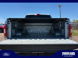 Ford F-150 2018 4x4 XLT 4dr SuperCrew 5.5 ft. SB