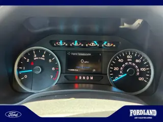 Ford F-150 2018 4x4 XLT 4dr SuperCrew 5.5 ft. SB