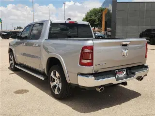 Ram 1500 2022 4x2 Laramie 4dr Crew Cab 5.6 ft. SB Pickup