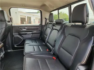 Ram 1500 2022 4x2 Laramie 4dr Crew Cab 5.6 ft. SB Pickup