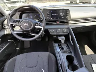 Hyundai ELANTRA 2024 SE 4dr Sedan