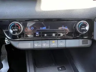 Hyundai ELANTRA 2025 SEL Sport 4dr Sedan
