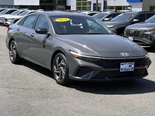 Hyundai ELANTRA 2025 SEL Sport 4dr Sedan