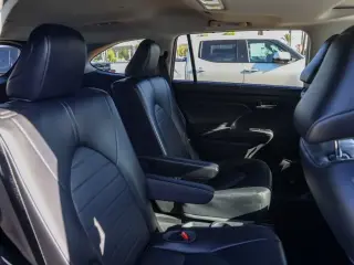 Toyota Highlander 2022 AWD XLE 4dr SUV