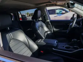 Toyota Highlander 2022 AWD XLE 4dr SUV