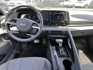 Hyundai ELANTRA 2025 SEL Sport 4dr Sedan