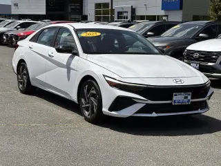 Hyundai ELANTRA 2025 SEL Sport 4dr Sedan