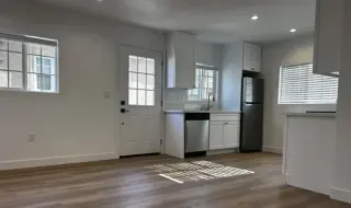 1 Bedroom 1 bath Apt in LA
