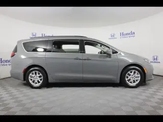 Chrysler Pacifica 2022 Touring L 4dr Mini-Van