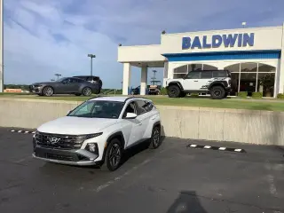Hyundai TUCSON 2025 SEL 4dr SUV