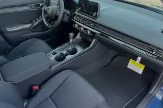 Honda Civic 2025 LX 4dr Sedan