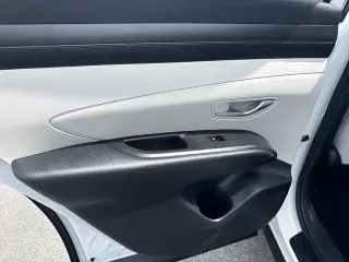 Hyundai TUCSON 2025 AWD SE 4dr SUV
