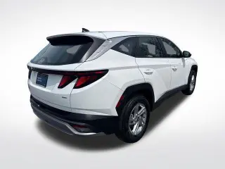 Hyundai TUCSON 2025 AWD SE 4dr SUV