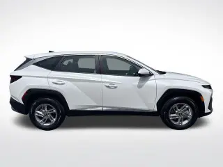 Hyundai TUCSON 2025 AWD SE 4dr SUV