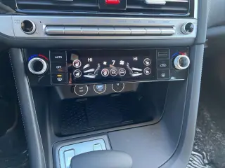 Genesis G70 2025 2.5T Standard 4dr Sedan