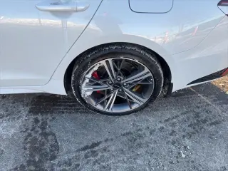Genesis G70 2025 2.5T Standard 4dr Sedan