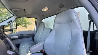 Ford F-650 2023 Chasis Recto a Gasolina