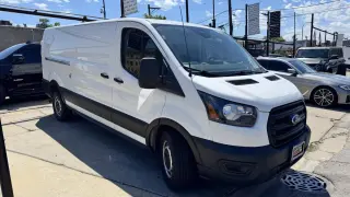 Furgoneta de carga Ford Transit 2022