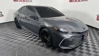 Toyota Camry 2025