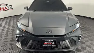 Toyota Camry 2025