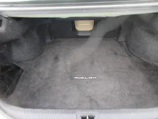 Toyota Avalon 2006