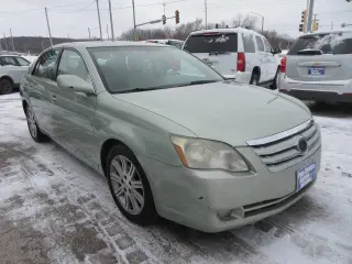 Toyota Avalon 2006