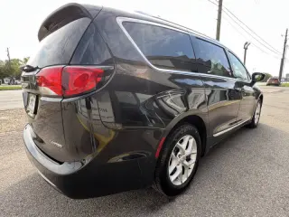Chrysler Pacifica 2020