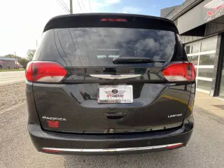 Chrysler Pacifica 2020