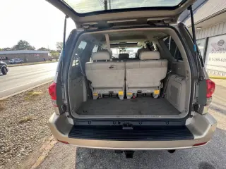 Toyota Sequoia 2007