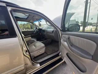 Toyota Sequoia 2007
