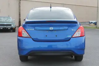 Nissan Versa 2015