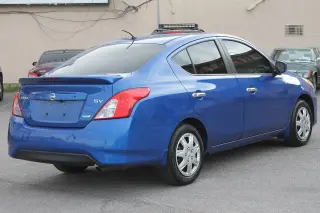 Nissan Versa 2015