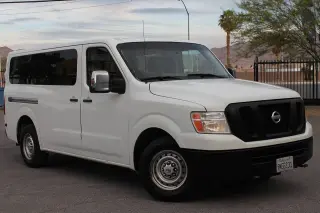 Nissan NV 2016