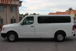 Nissan NV 2016