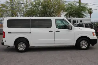 Nissan NV 2016